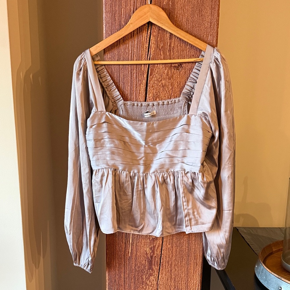 Abercrombie & Fitch Silk Women's Long Sleeve Top